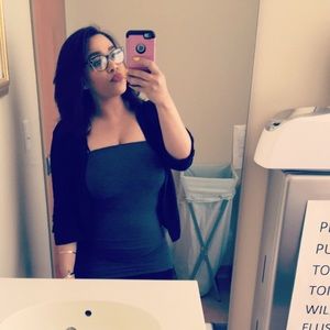 Meet your Posher, Elba